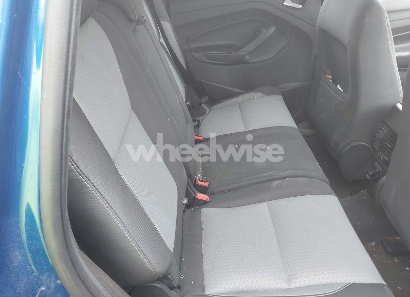 Photo 8 of 2019 Ford Escape SE (VIN 1FMCU9GD6KUB53780)