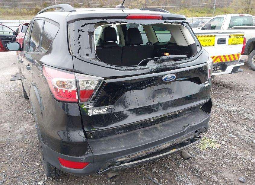 Photo 6 of 2017 Ford Escape SE (VIN 1FMCU9GD7HUA10412)