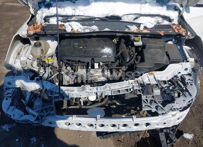 Photo 10 of 2017 Ford Escape SE (VIN 1FMCU9GD7HUA36508)