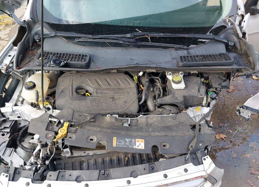 Photo 10 of 2017 Ford Escape SE (VIN 1FMCU9GD7HUB90619)