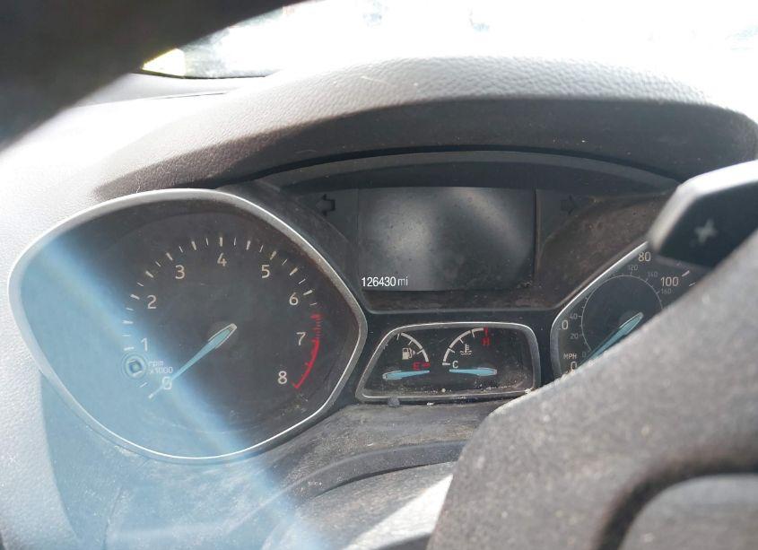 Photo 16 of 2017 Ford Escape SE (VIN 1FMCU9GD7HUB90619)