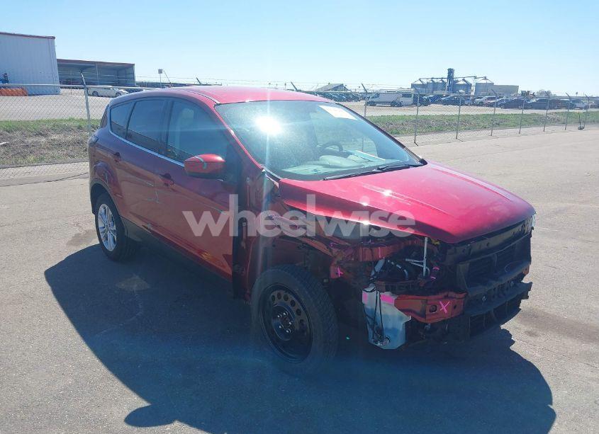 2017 Ford Escape SE (VIN 1FMCU9GD7HUC01652) main photo