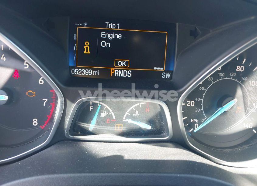 Photo 15 of 2017 Ford Escape SE (VIN 1FMCU9GD7HUC01652)