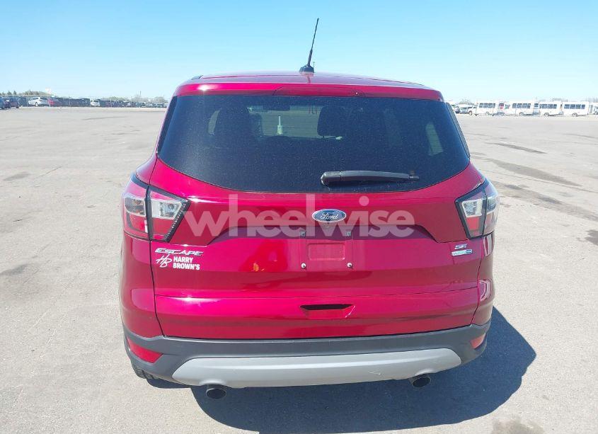 Photo 16 of 2017 Ford Escape SE (VIN 1FMCU9GD7HUC01652)