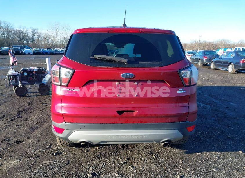 Photo 16 of 2017 Ford Escape SE (VIN 1FMCU9GD7HUC58417)