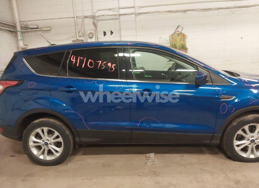 Photo 14 of 2017 Ford Escape SE (VIN 1FMCU9GD7HUC66808)