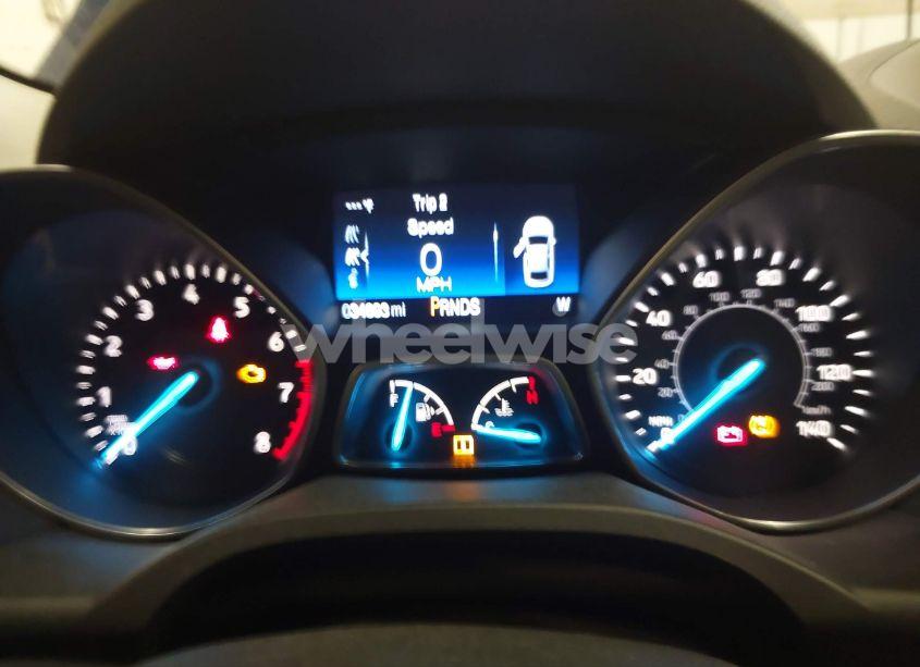 Photo 16 of 2017 Ford Escape SE (VIN 1FMCU9GD7HUC66808)