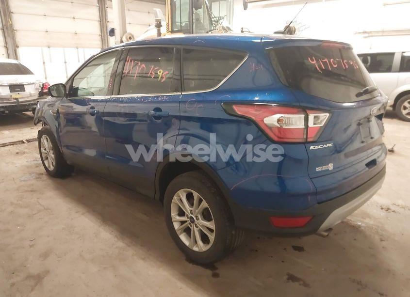 Photo 3 of 2017 Ford Escape SE (VIN 1FMCU9GD7HUC66808)