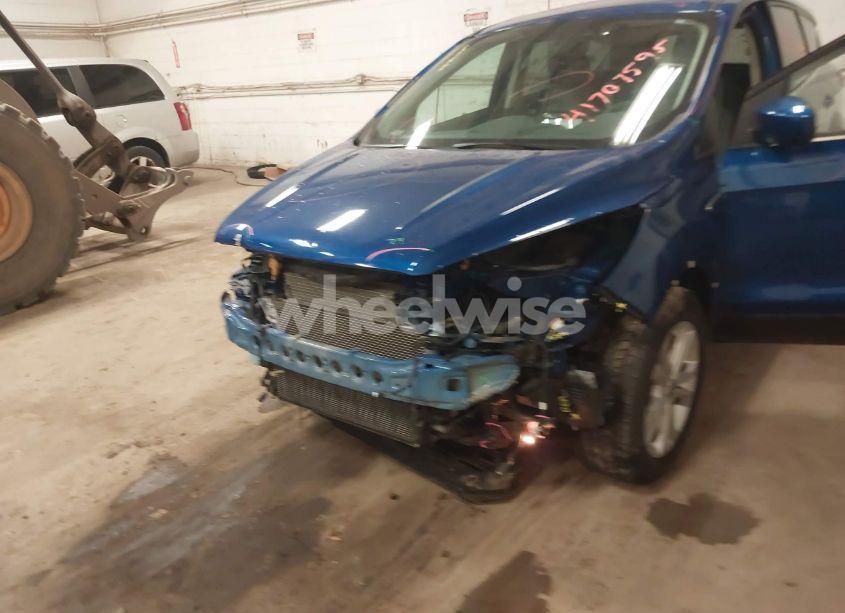 Photo 6 of 2017 Ford Escape SE (VIN 1FMCU9GD7HUC66808)