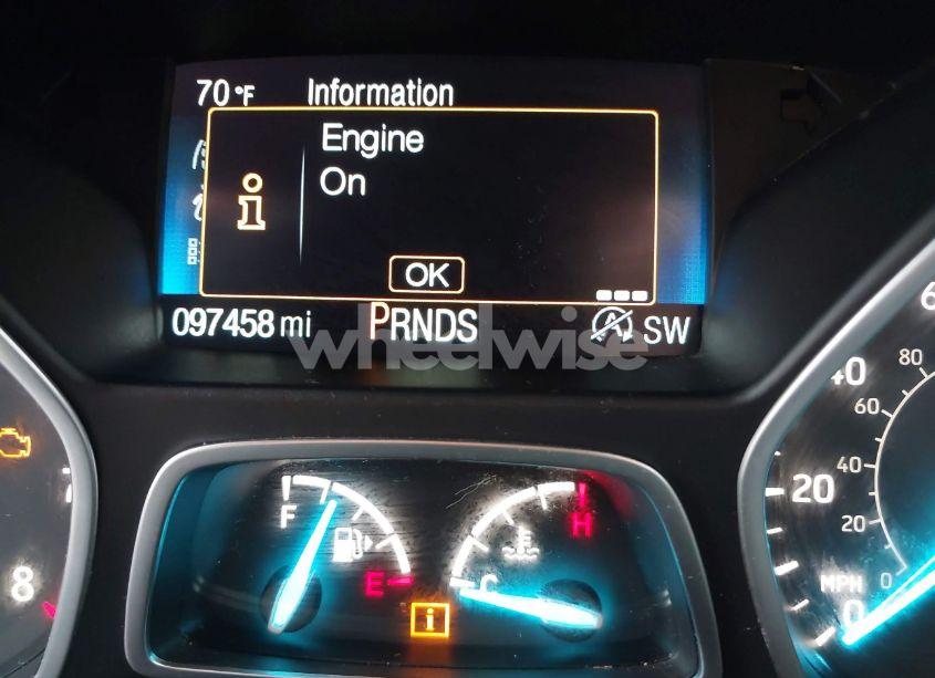 Photo 15 of 2017 Ford Escape SE (VIN 1FMCU9GD7HUD07020)