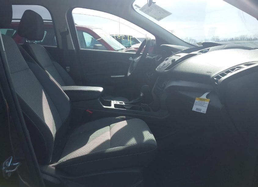 Photo 5 of 2017 Ford Escape SE (VIN 1FMCU9GD7HUD49509)