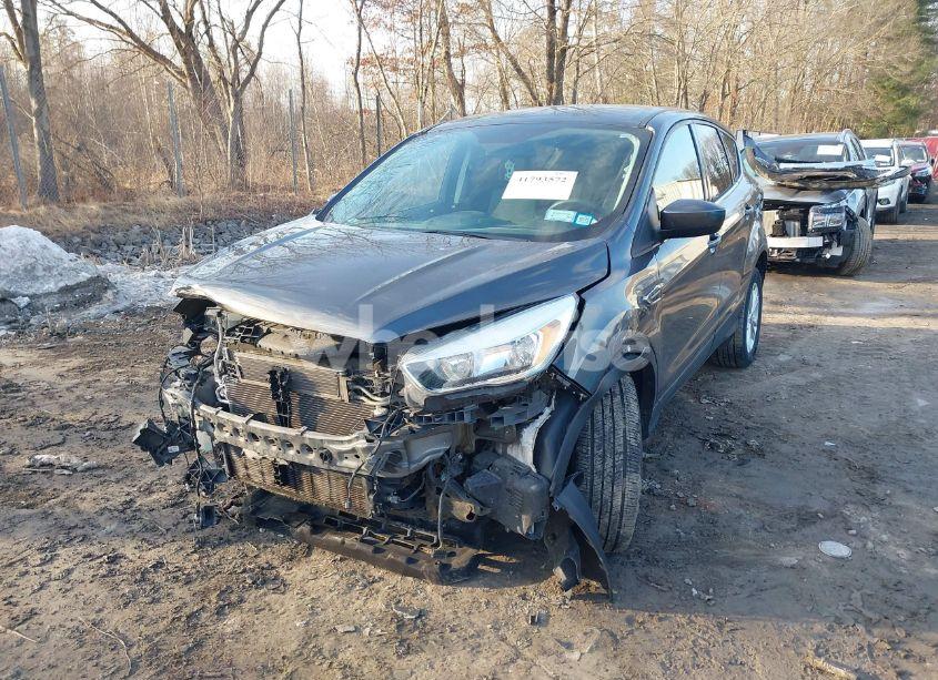 Photo 6 of 2017 Ford Escape SE (VIN 1FMCU9GD7HUD55892)