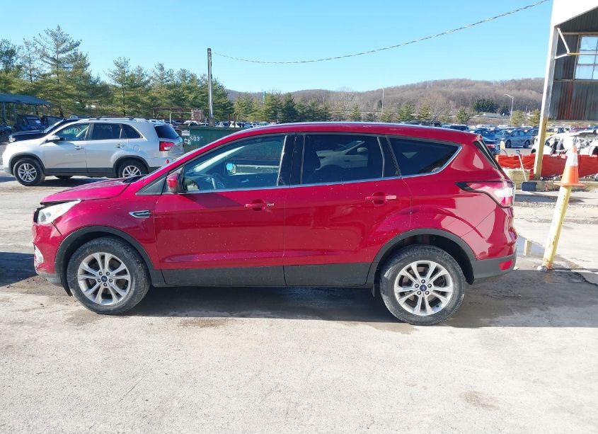 Photo 15 of 2017 Ford Escape SE (VIN 1FMCU9GD7HUE67964)