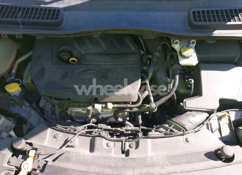 Photo 10 of 2017 Ford Escape SE (VIN 1FMCU9GD7HUE82223)