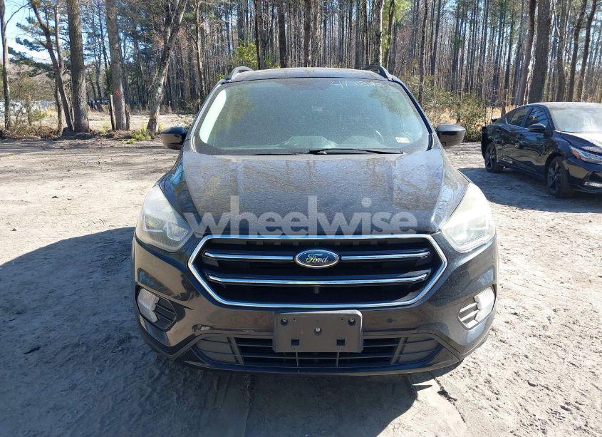 Photo 12 of 2017 Ford Escape SE (VIN 1FMCU9GD7HUE82223)