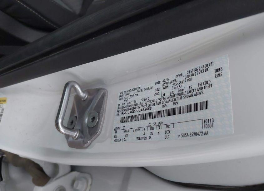 Photo 9 of 2018 Ford Escape SE (VIN 1FMCU9GD7JUA32688)