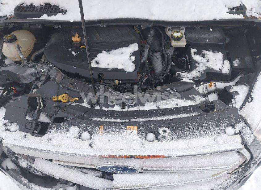 Photo 10 of 2018 Ford Escape SE (VIN 1FMCU9GD7JUA87190)