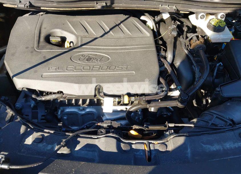 Photo 10 of 2018 Ford Escape SE (VIN 1FMCU9GD7JUA98769)