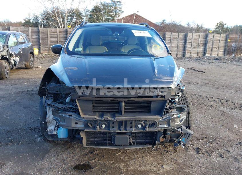 Photo 13 of 2018 Ford Escape SE (VIN 1FMCU9GD7JUB76127)