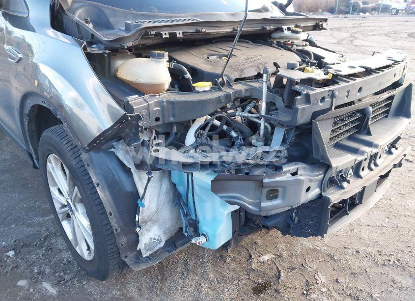 Photo 19 of 2018 Ford Escape SE (VIN 1FMCU9GD7JUB76127)