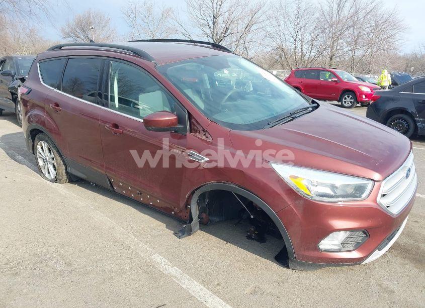 Photo 6 of 2018 Ford Escape SE (VIN 1FMCU9GD7JUB94725)