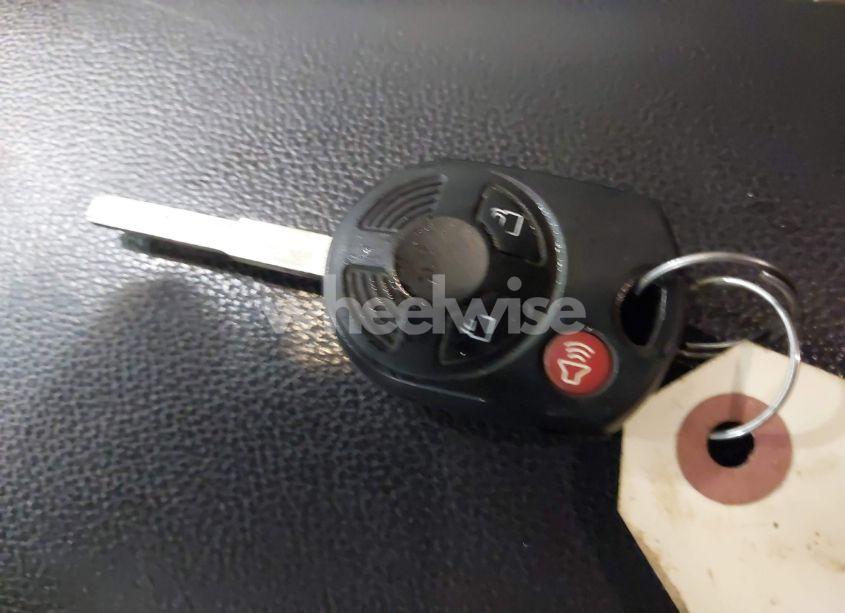 Photo 11 of 2018 Ford Escape SE (VIN 1FMCU9GD7JUC88717)