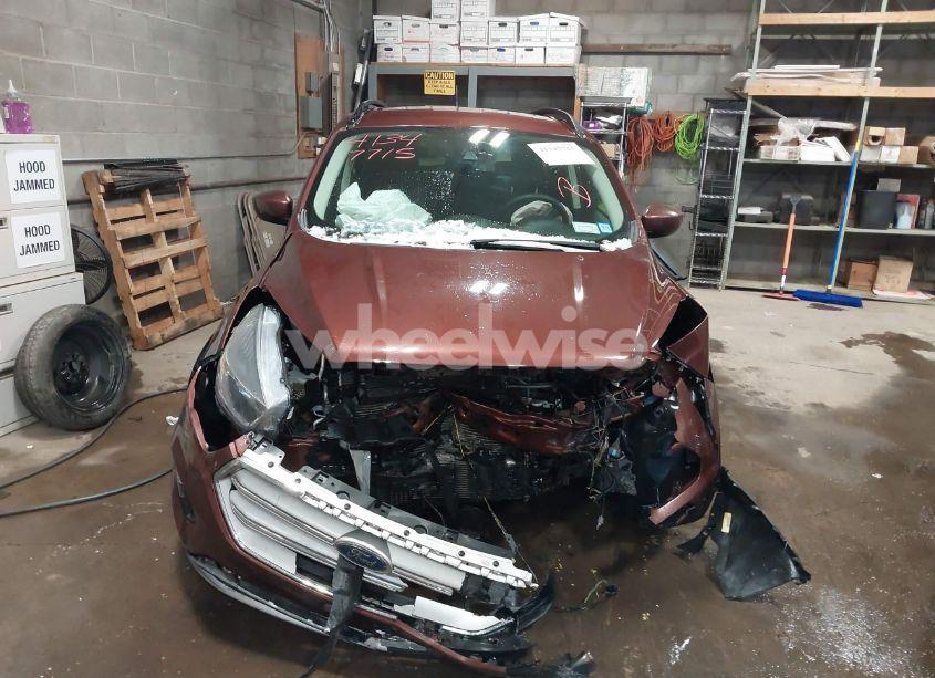 Photo 12 of 2018 Ford Escape SE (VIN 1FMCU9GD7JUC88717)