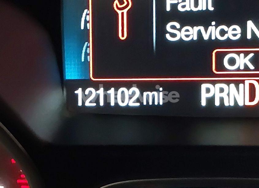 Photo 15 of 2018 Ford Escape SE (VIN 1FMCU9GD7JUC88717)