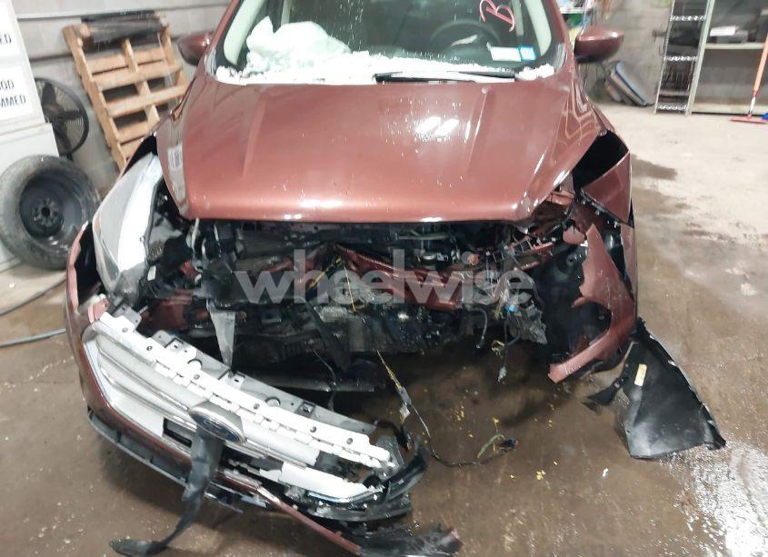 Photo 6 of 2018 Ford Escape SE (VIN 1FMCU9GD7JUC88717)