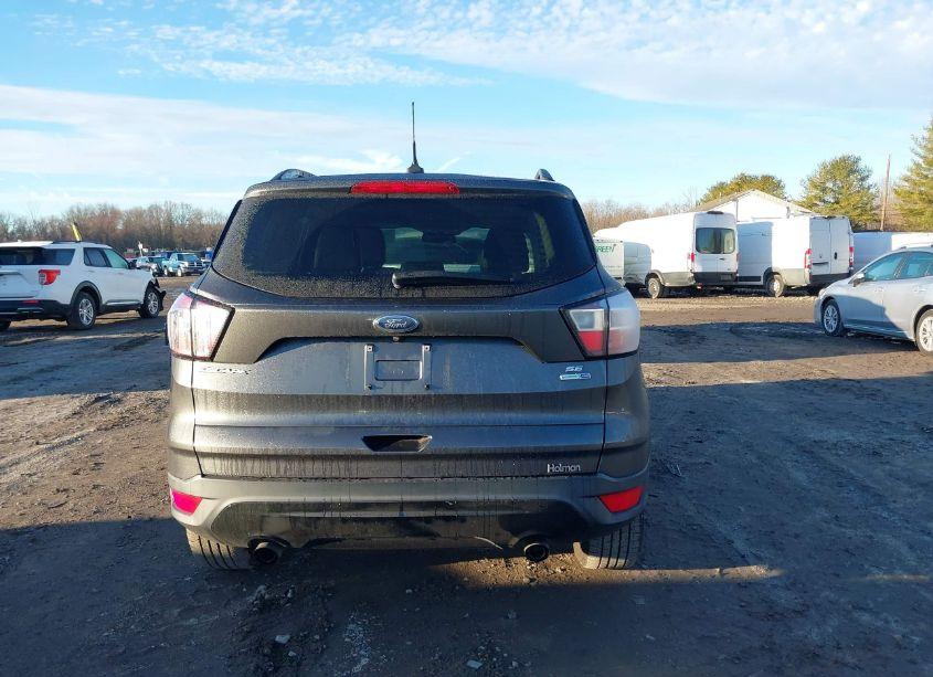 Photo 16 of 2018 Ford Escape SE (VIN 1FMCU9GD7JUD12000)