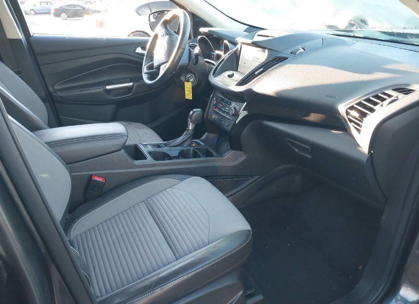 Photo 5 of 2018 Ford Escape SE (VIN 1FMCU9GD7JUD12000)