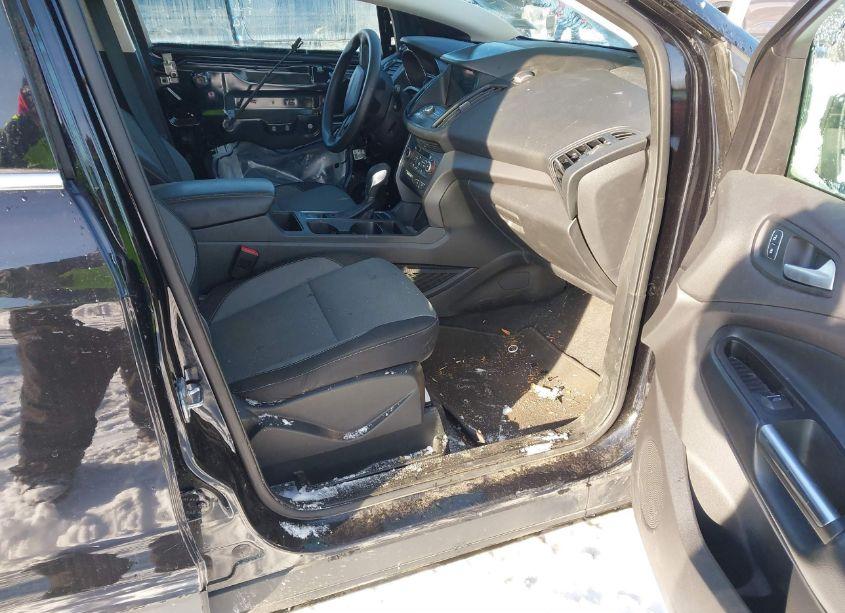 Photo 5 of 2019 Ford Escape SE (VIN 1FMCU9GD7KUA09316)