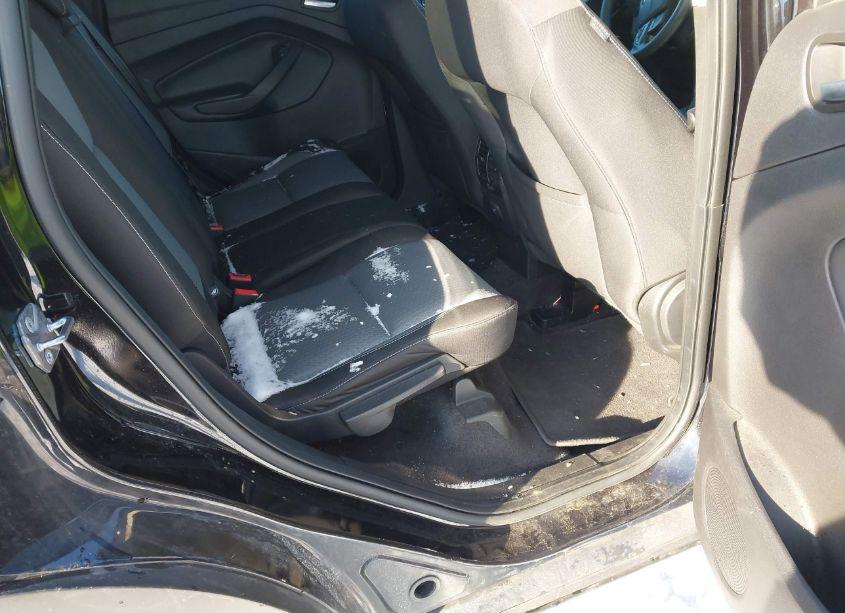 Photo 8 of 2019 Ford Escape SE (VIN 1FMCU9GD7KUA09316)