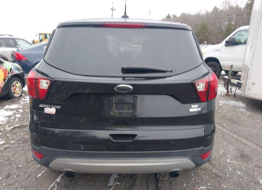Photo 16 of 2019 Ford Escape SE (VIN 1FMCU9GD7KUA72755)