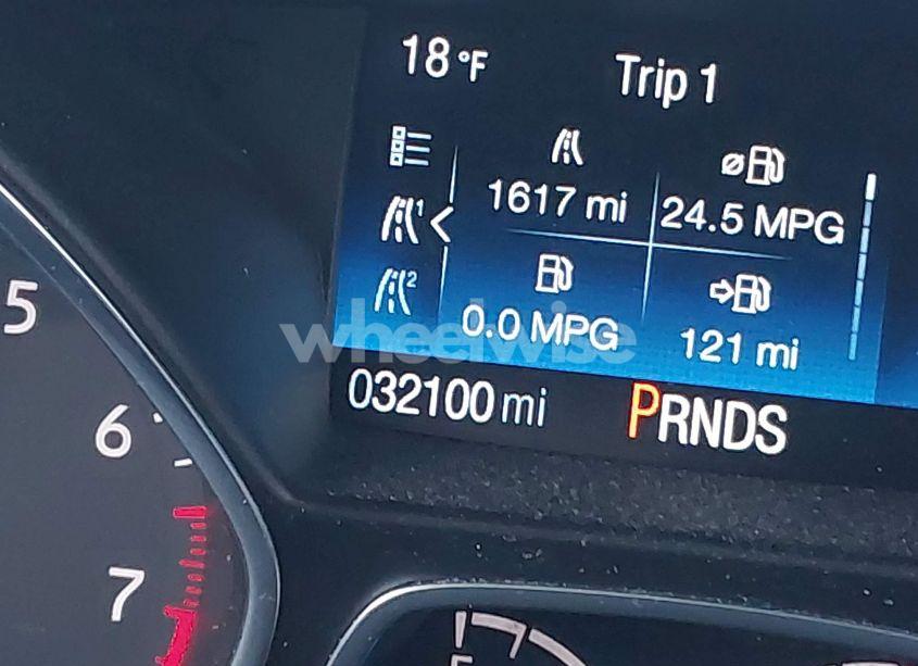 Photo 15 of 2019 Ford Escape SE (VIN 1FMCU9GD7KUB18598)