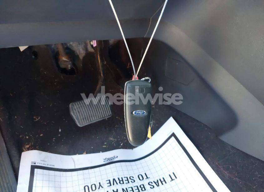 Photo 11 of 2019 Ford Escape SE (VIN 1FMCU9GD7KUB23316)