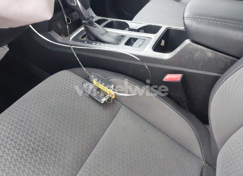 Photo 11 of 2019 Ford Escape SE (VIN 1FMCU9GD7KUC48770)