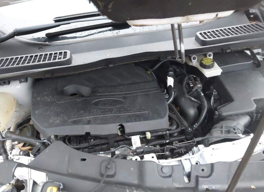 Photo 10 of 2017 Ford Escape SE (VIN 1FMCU9GD8HUA77827)