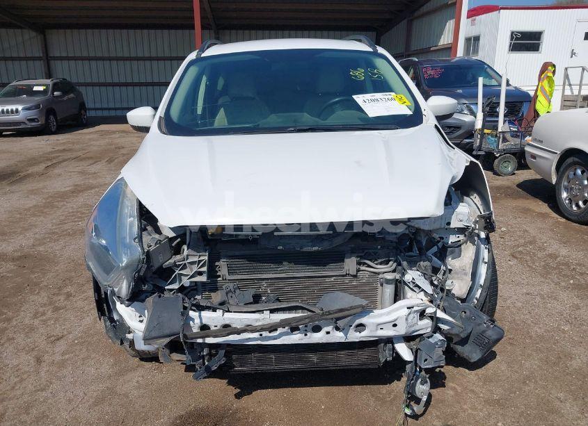 Photo 12 of 2017 Ford Escape SE (VIN 1FMCU9GD8HUB05223)