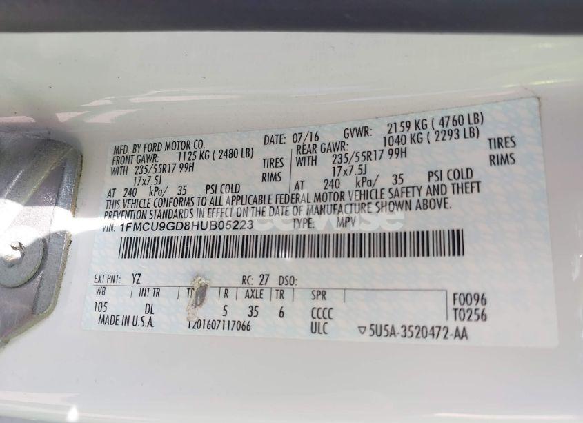 Photo 9 of 2017 Ford Escape SE (VIN 1FMCU9GD8HUB05223)