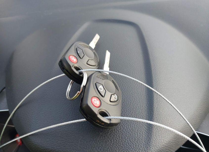 Photo 11 of 2017 Ford Escape SE (VIN 1FMCU9GD8HUB30428)