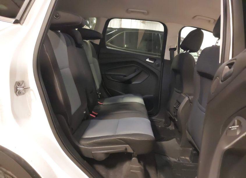 Photo 8 of 2017 Ford Escape SE (VIN 1FMCU9GD8HUB30428)