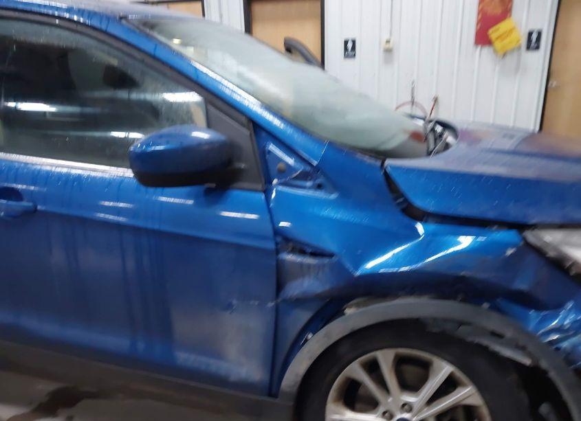 Photo 18 of 2017 Ford Escape SE (VIN 1FMCU9GD8HUB81167)