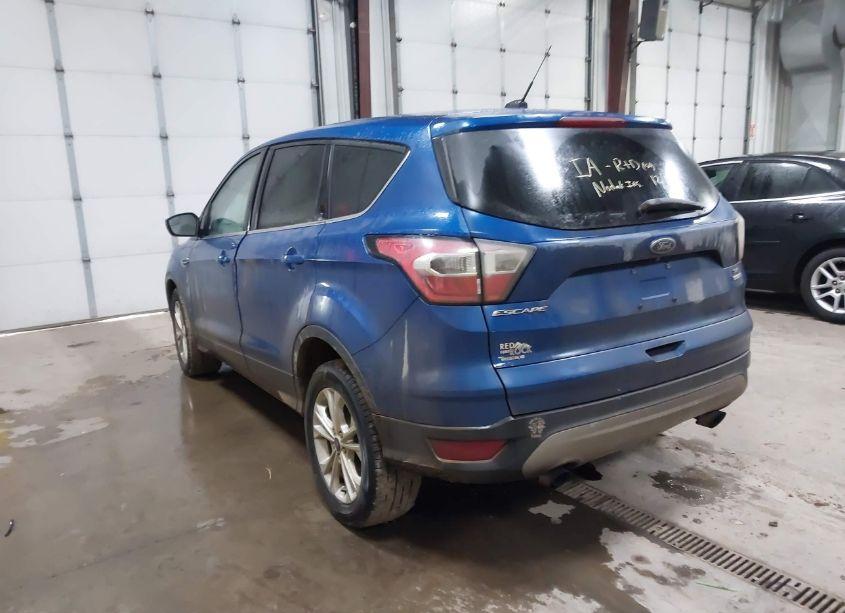 Photo 3 of 2017 Ford Escape SE (VIN 1FMCU9GD8HUB81167)
