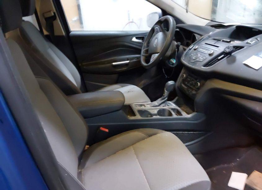 Photo 5 of 2017 Ford Escape SE (VIN 1FMCU9GD8HUB81167)