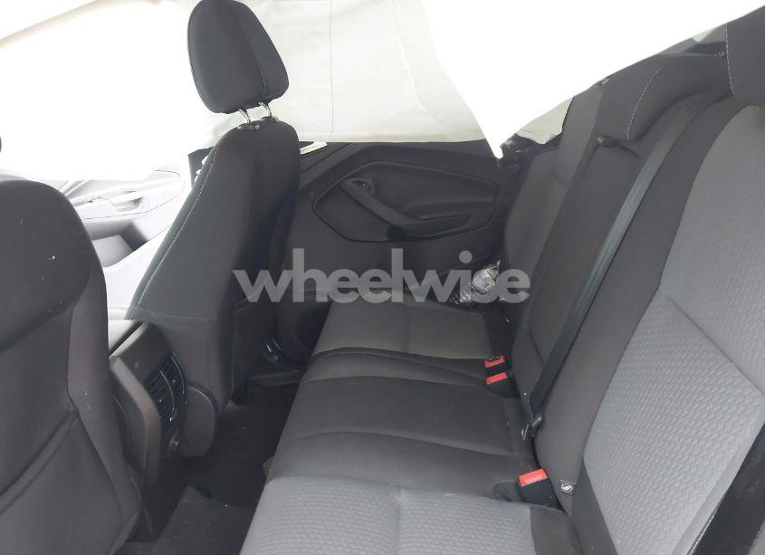 Photo 8 of 2017 Ford Escape SE (VIN 1FMCU9GD8HUC27645)