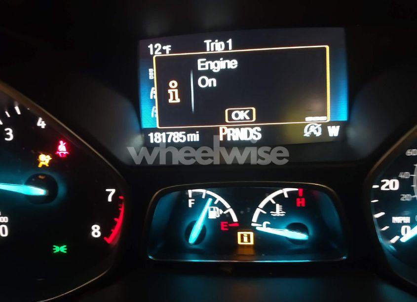 Photo 15 of 2017 Ford Escape SE (VIN 1FMCU9GD8HUC49564)