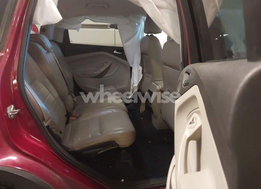 Photo 8 of 2017 Ford Escape SE (VIN 1FMCU9GD8HUC49564)