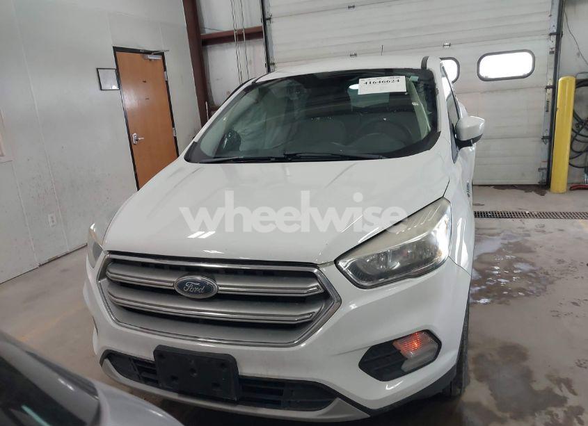 Photo 12 of 2017 Ford Escape SE (VIN 1FMCU9GD8HUC74870)