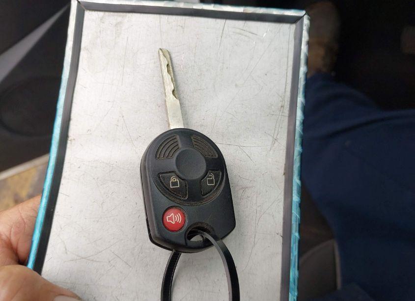 Photo 11 of 2017 Ford Escape SE (VIN 1FMCU9GD8HUC98666)